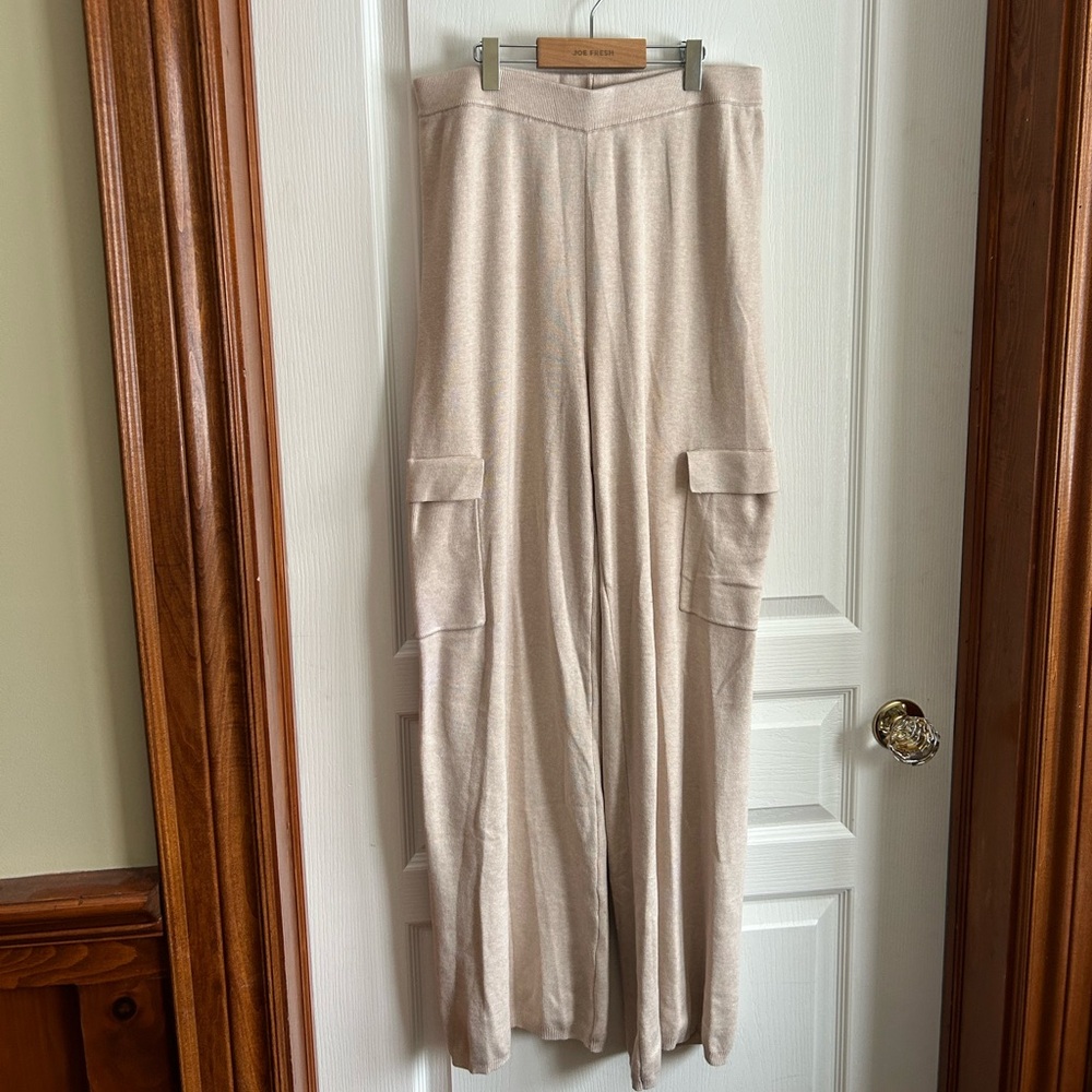 Pink Rose Cream Cargo Knit Sweatpants